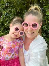 Load image into Gallery viewer, Mummy and Mini Daisy Sunglasses