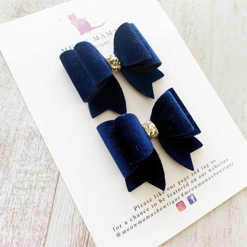Navy Pigtail Bow (Set of two) by Meow Mamas