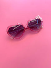 Load image into Gallery viewer, Love Heart Sunnies - Pink